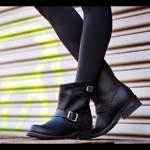 Frye Engineer Ankle Boot 8R